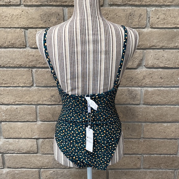 Women’s one piece swimsuit Leopard print, O ring bathing suit - Picture 3 of 5